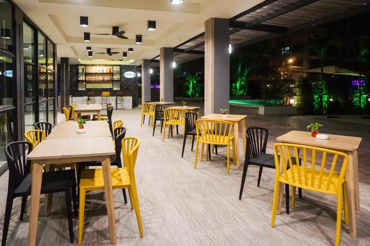 Glow Inn South Pattaya Bagian luar foto