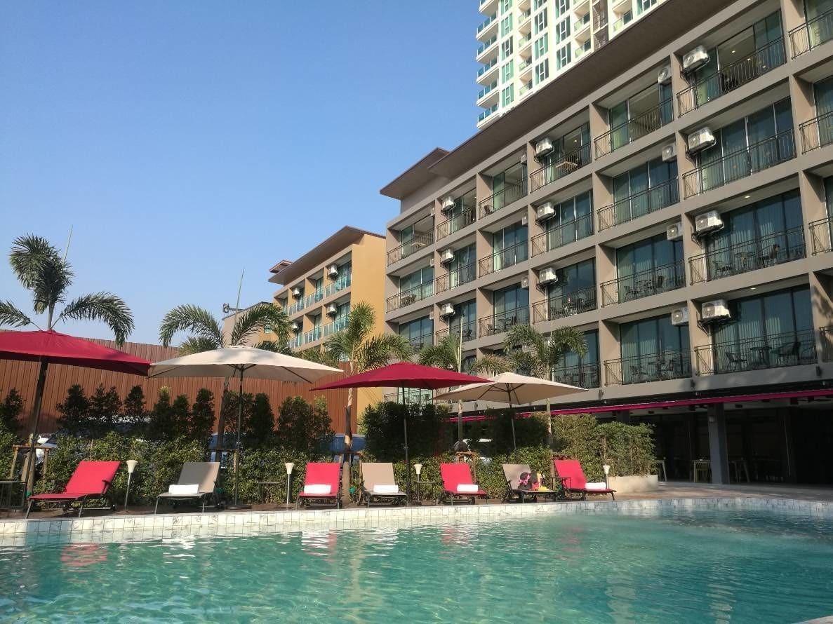 Glow Inn South Pattaya Bagian luar foto